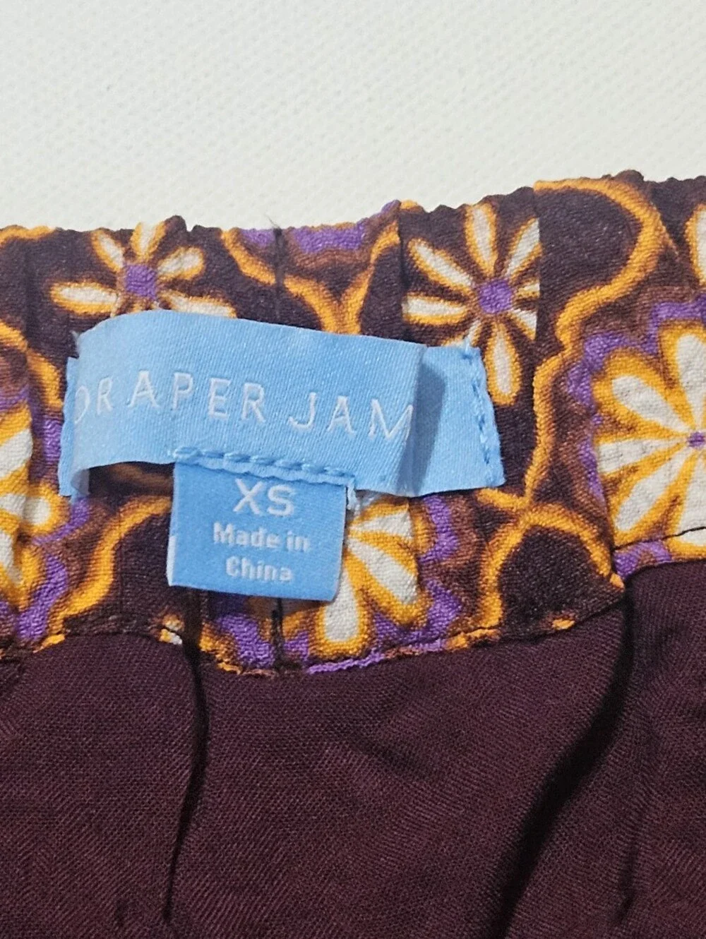 NWT Draper James Midi Skirt Womens XS Gold‎ Brown Black Geometric Gathered Waist